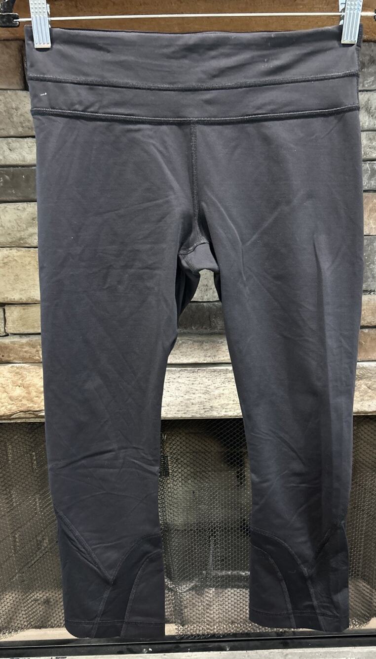 Women’s LULULEMON Black Run Inspire II Crop Leggings Size 6 *A4